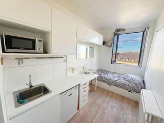 Vente Appartement 75011 PARIS Marais / République - Chambre meublée avec ascenseur Paris 11
