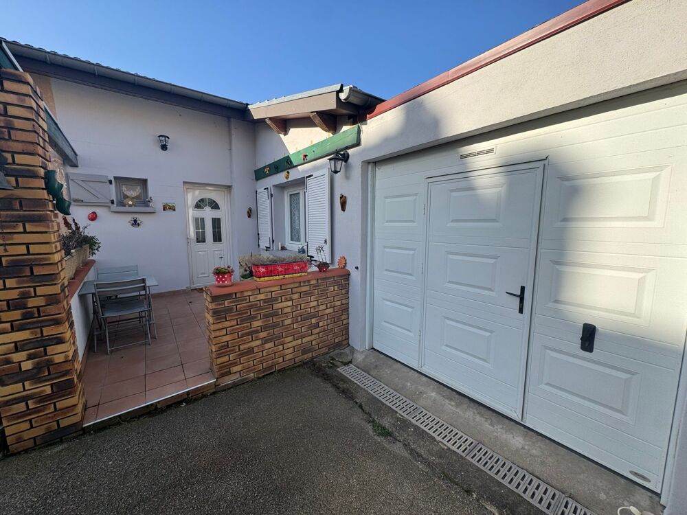 Vente Maison MAISON DE VILLE au calme avec terrasse privative, cour fermée et garage Saint etienne