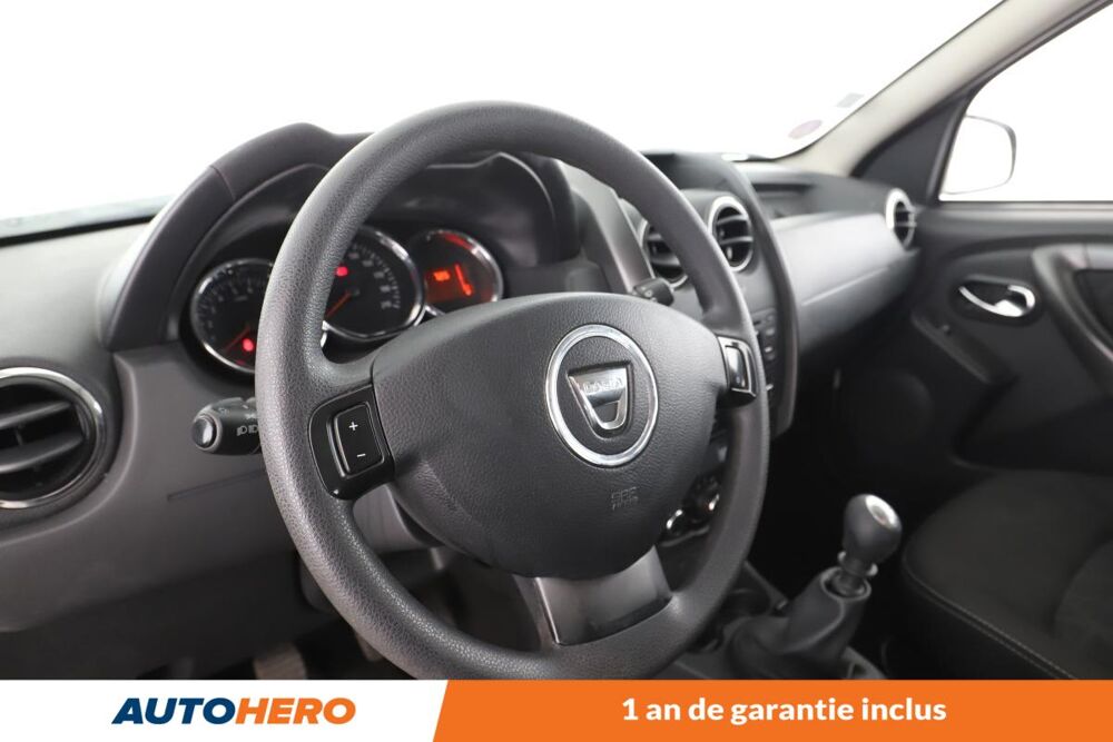 Duster 1.2 TCe Laureate 4x2 125 ch 2016 occasion 92130 Issy-les-Moulineaux