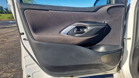 Yaris IV 1.5 VVT-i 116 Hybrid E-CVT Dynamic - Premi&egrave;re main Entret 2024 occasion 50400 Granville