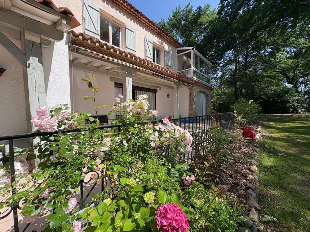 Maison à vendre 6 pièces 235m2 avec dépendance Proche MONT-DE-MARSAN (40)