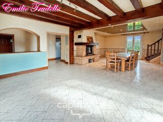  Maison à vendre 8 pièces 221 m²