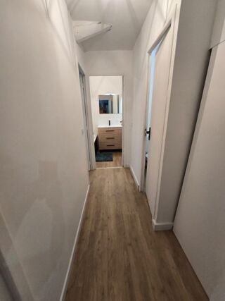 Appartement à louer 3 pièces 52 m²