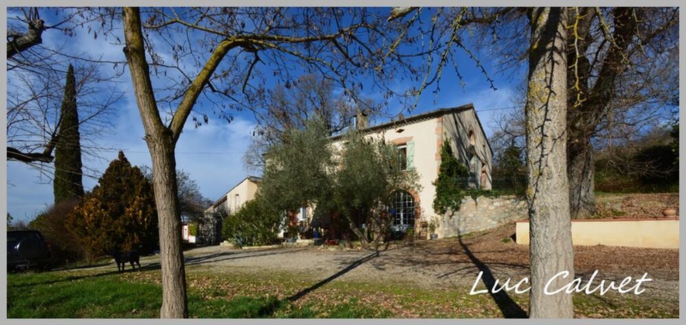 Maison 9 pièces 390 m² · à Puylaurens · 390 m² · 390 000 €