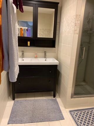  Appartement à louer 4 pièces 77 m²