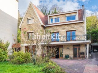  Maison � vendre 8 pi�ces 311 m�