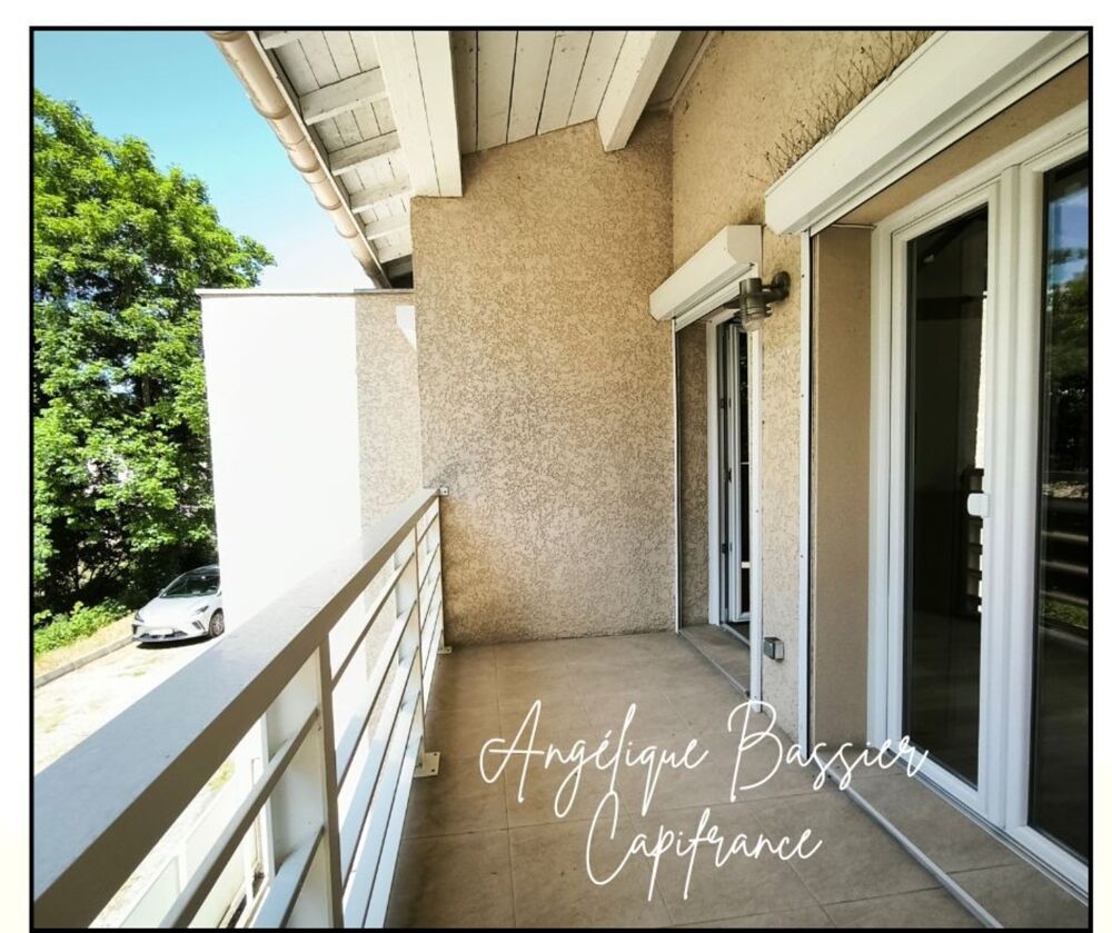 Vente Appartement Appartement 4 pièces - 80m²- Balcon- 2 places de stationnement Givors