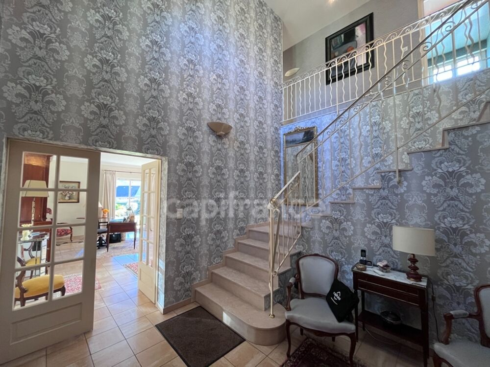 Villa dexception en exclusivité au coeur de la Vallée de Batsurguère
