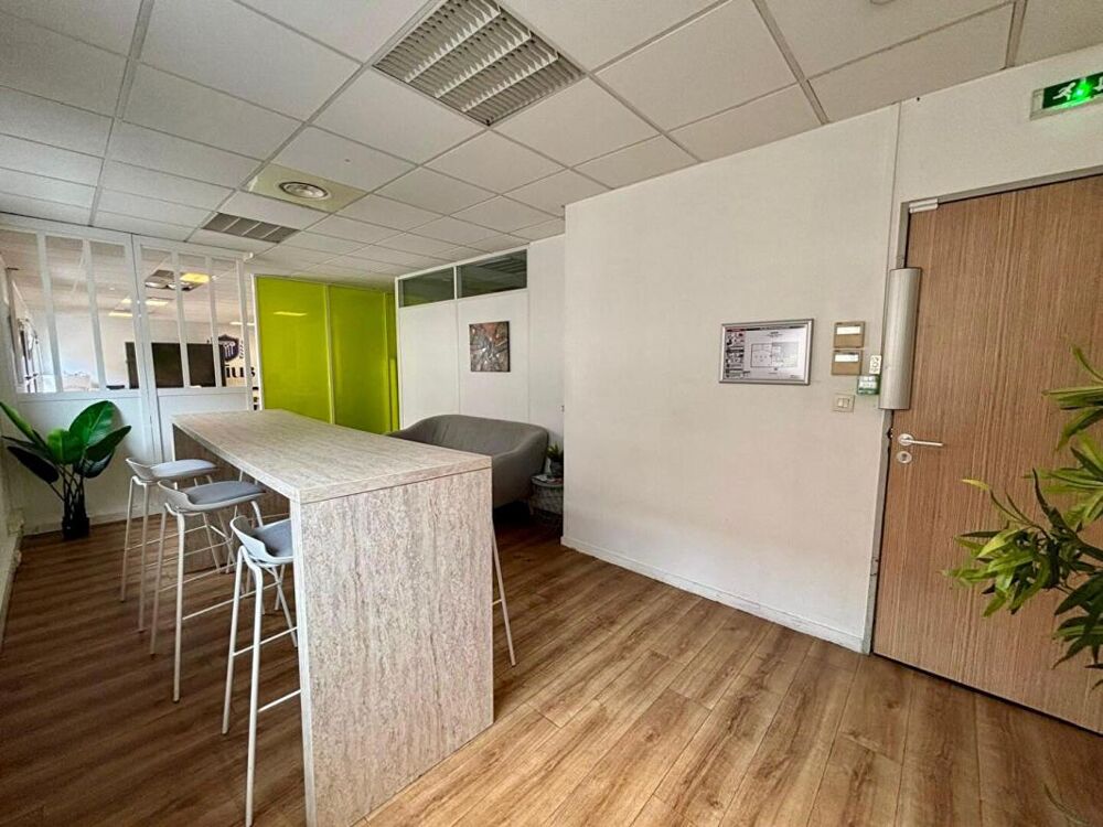   Vente Bureaux  rue de l université Lyon 7ème 