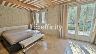  Villa � vendre 7 pi�ces 300 m�