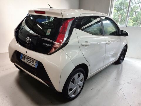 Aygo 1.0 VVT-I 69 X 5P 2015 occasion 06640 Saint-Jeannet