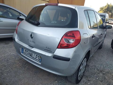 Clio III 1,5 DCI 70CV AUTHENTIQUE 2007 occasion 13510 &Eacute;guilles