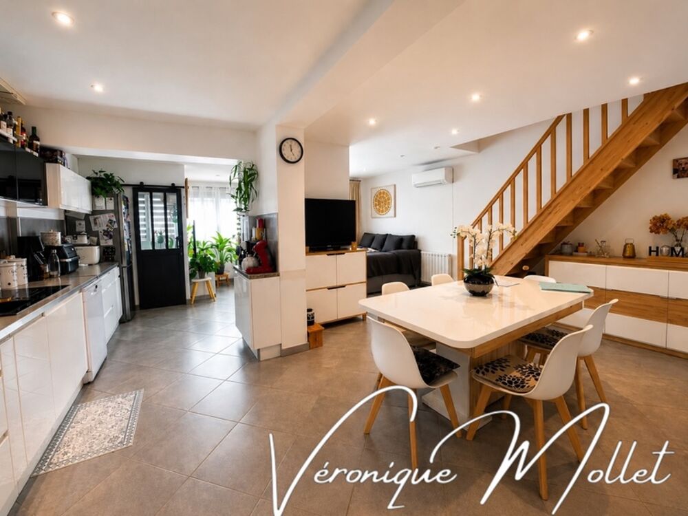 Vente Maison 3 KMS DE CREON - MAISON DE BOURG AVEC TERRASSE ET JARDIN AVEC VUE La sauve