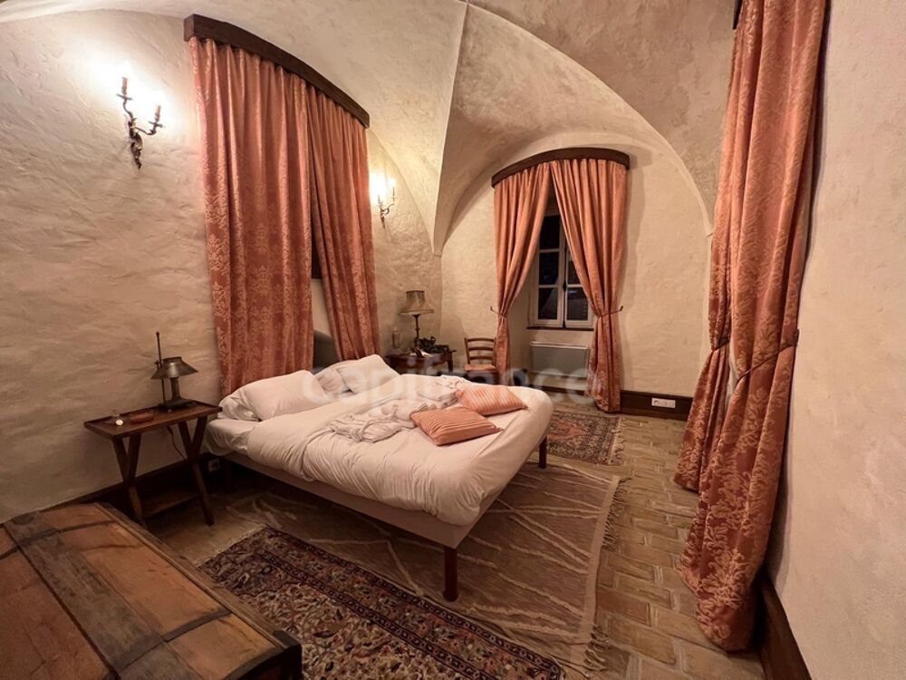 � vendre  Propri�t�/ch�teau Montanges (01200)