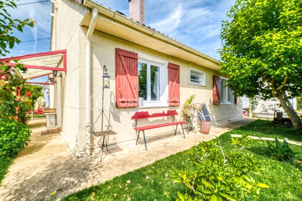 Maison familiale de type Phenix avec jardin