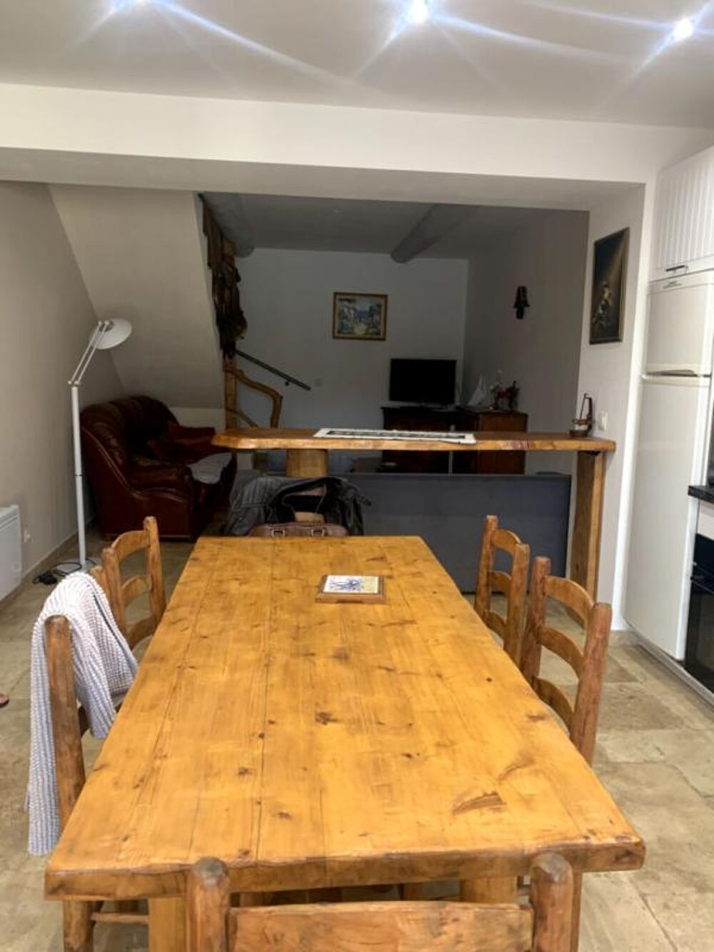 Maison de 206 m2 avec 3 appartements sur terrain de 775 m2