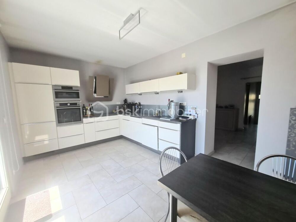 Vente Maison Maison jumelée avec piscine, espace bien-être et dépendance professionnelle-Quartier Rossallmend Staffelfelden