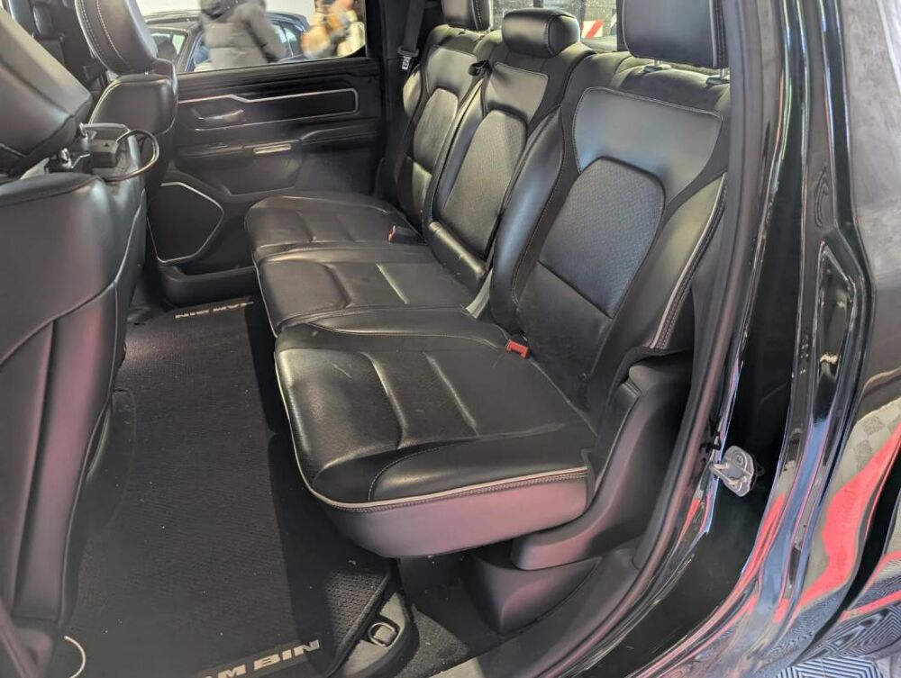 RAM 1500 5.7 4WD 396CH CREW LAMARIE SPORT 2018 occasion 77250 Moret Loing Et Orvanne