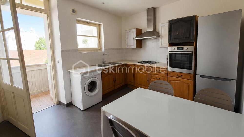 Vente Appartement Idéal colocation - À deux pas du centre de Pau - T3 de caractère 70 m² - 2 chambres Pau
