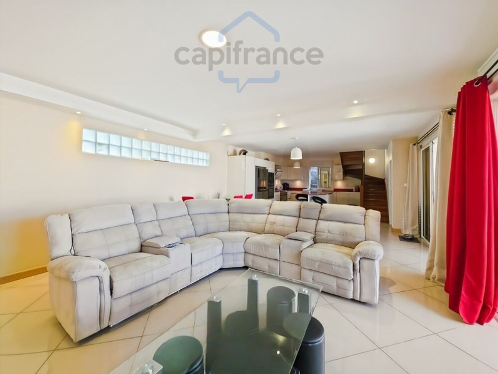 EXCLUSIVITÉ  Villa contemporaine avec piscine  Bas de la Bretagne, Saint-Denis