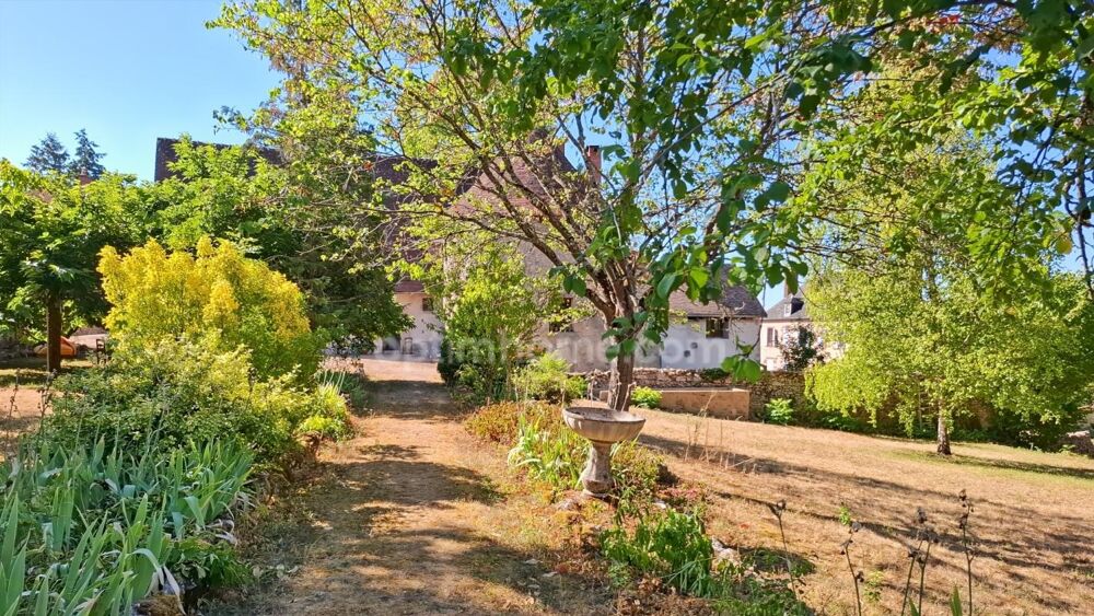 Vente Maison Maison à vendre 9 pièces (03) Chavroches