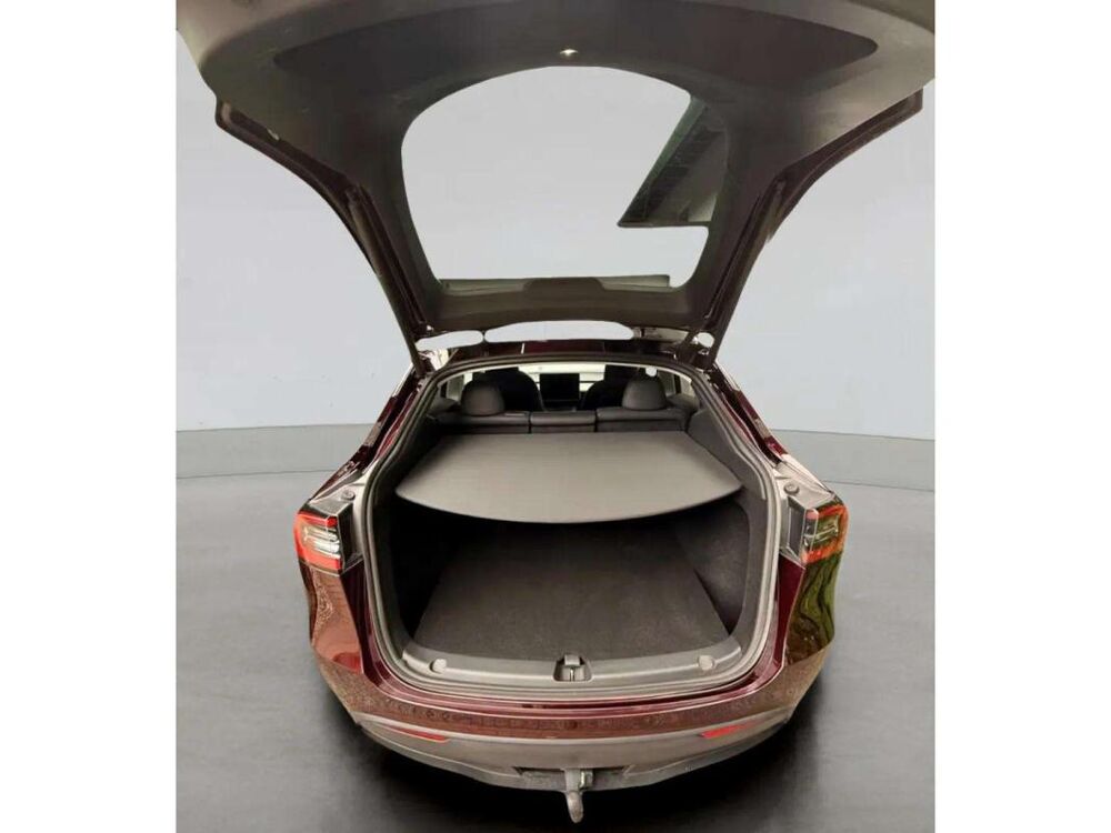 Model Y Long Range • Dual Motor AWD 75 kWh Pano RED CHERRY 2021 occasion 33600 Pessac
