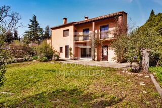  Propri�t�/ch�teau � vendre 7 pi�ces 230 m�