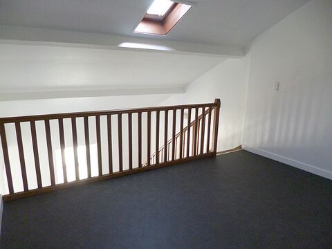  Appartement � louer 5 pi�ces 136 m�