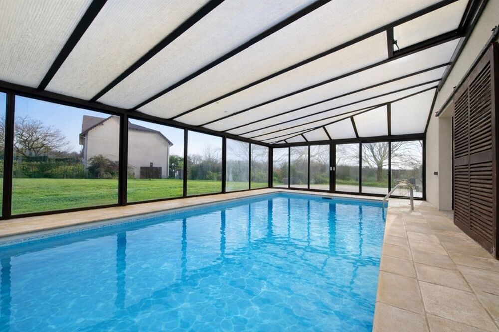 Maison 6 pièces - 4 chambres, 155 m² sur une parcelle de 3 000 m² à Loches (37)