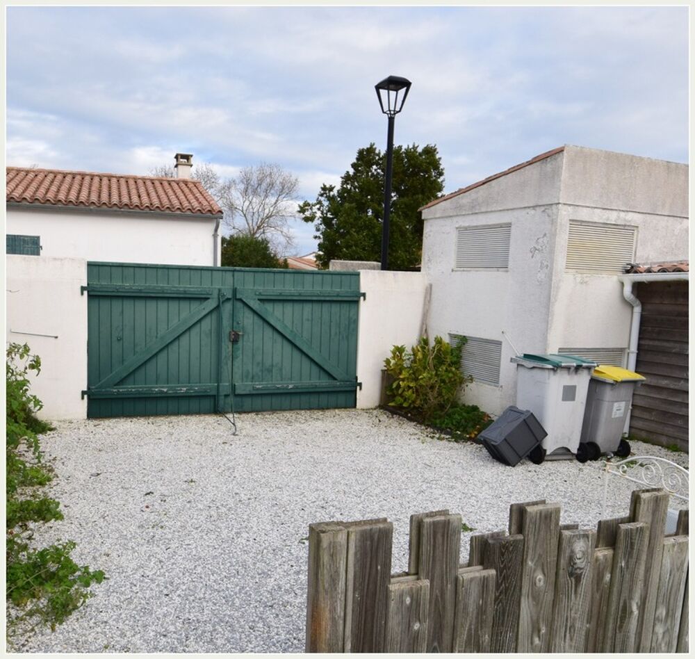à vendre  Maison Saint-Clément-des-Baleines (17590)