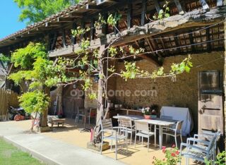  Propriété/château à vendre 15 + pièces 472 m²