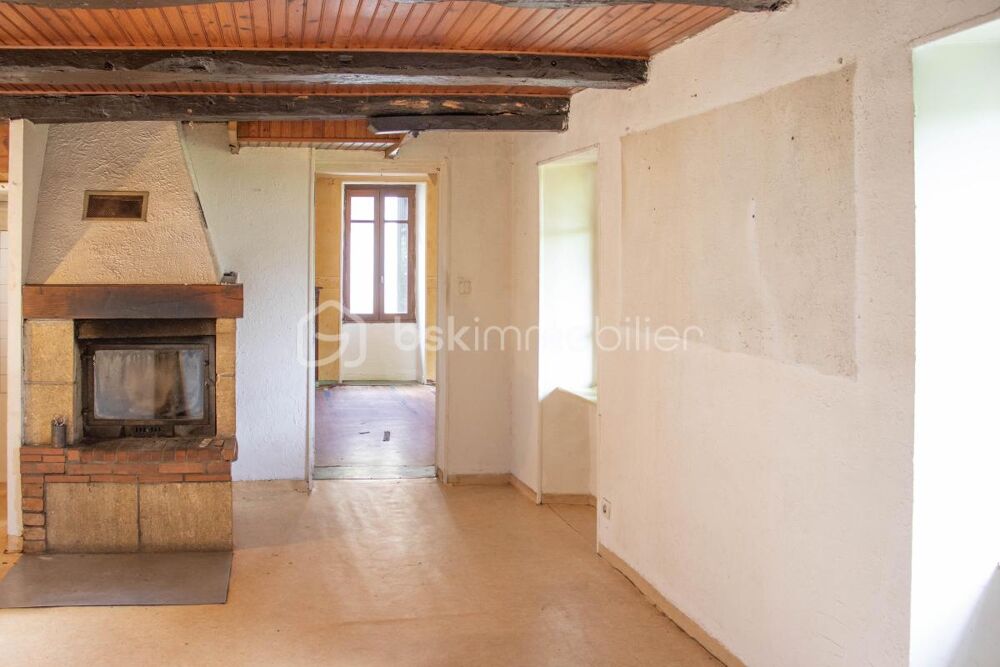 Vente Maison Maison de 101 m² avec 850m2 de terrain à La Vayssière (Flavin) Flavin