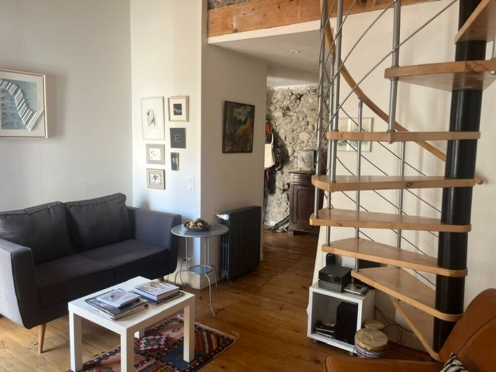 A vendre Maison de ville au coeur de BAGNERES DE BIGORRE avec un jardin ()