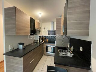  Appartement à louer 3 pièces 57 m²