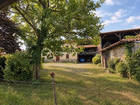   Corps de ferme de caractère - 174 m², 500 m² de dépendances sur 1,3 ha - Proche Saint-Gaudens 31800 Maison - 6 pièce(s) - 174 m²