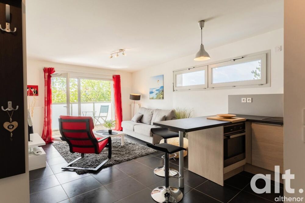 Appartement à Annecy  2 pièces et terrasse d'angle
