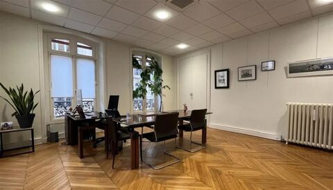   Miromesnil, bureaux de 345 m² 