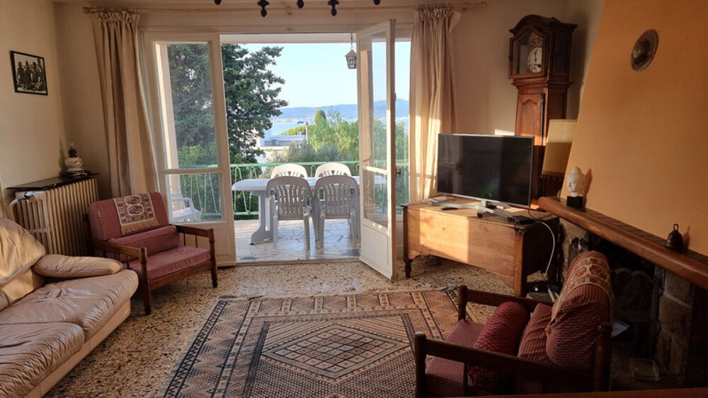 VILLA QUARTIER DU SEMAPHORE SAINTE MAXIME (83)