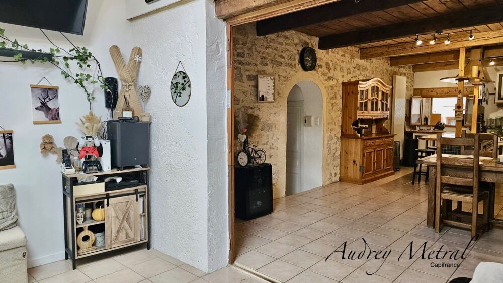 Appartement T4 d'env. 98m2 habitable à vendre à Serrières-en-Chautagne