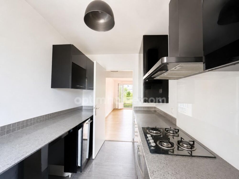 CHATOU (78) - APPARTEMENT 100M2 - 5 PIECES - 2 CHAMBRES POSSIBILITE 3 - RESIDENCE DE STANDING LA FRANCILIENNE - LUMINEUX - BALCO