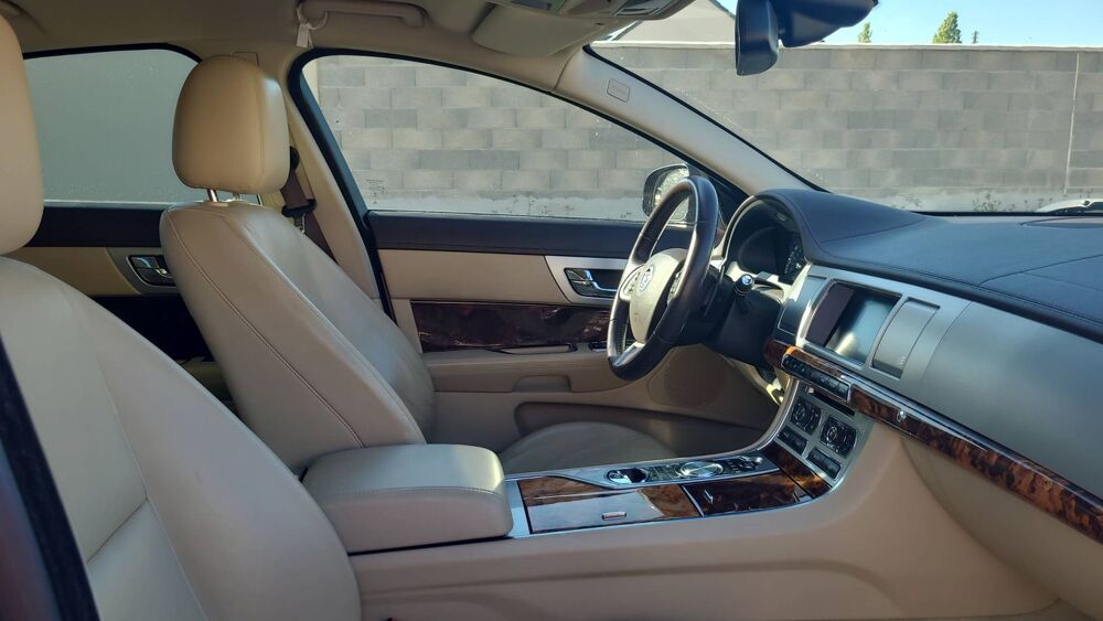 XF 3.0 V6 340 4WD BVA6 Premium 2013 occasion 45130 Saint Ay