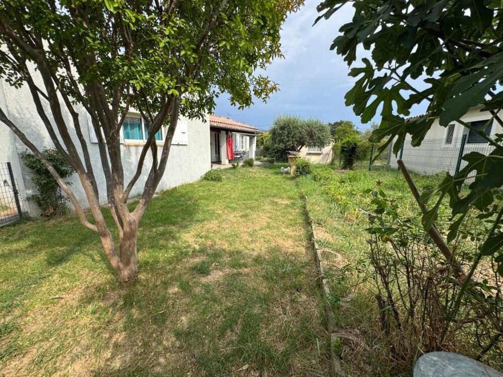 Vente Maison de Plain-Pied T5-4 avec Piscine et Garages  Peyruis (04)