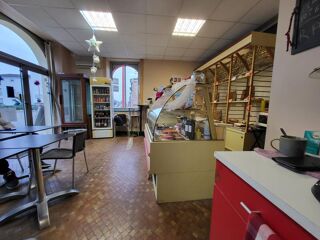  Immeuble à vendre 9 pièces 205 m²