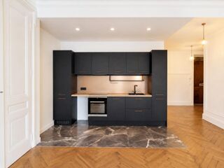  Appartement à louer 3 pièces 80 m²