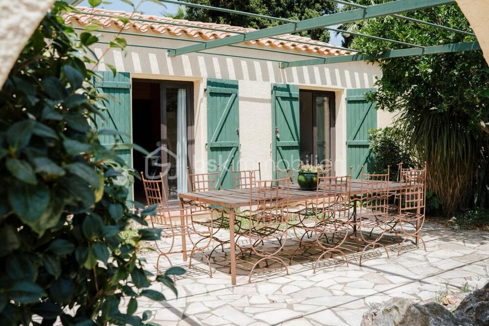 Magnifique maison avec piscine et grand jardin arboré