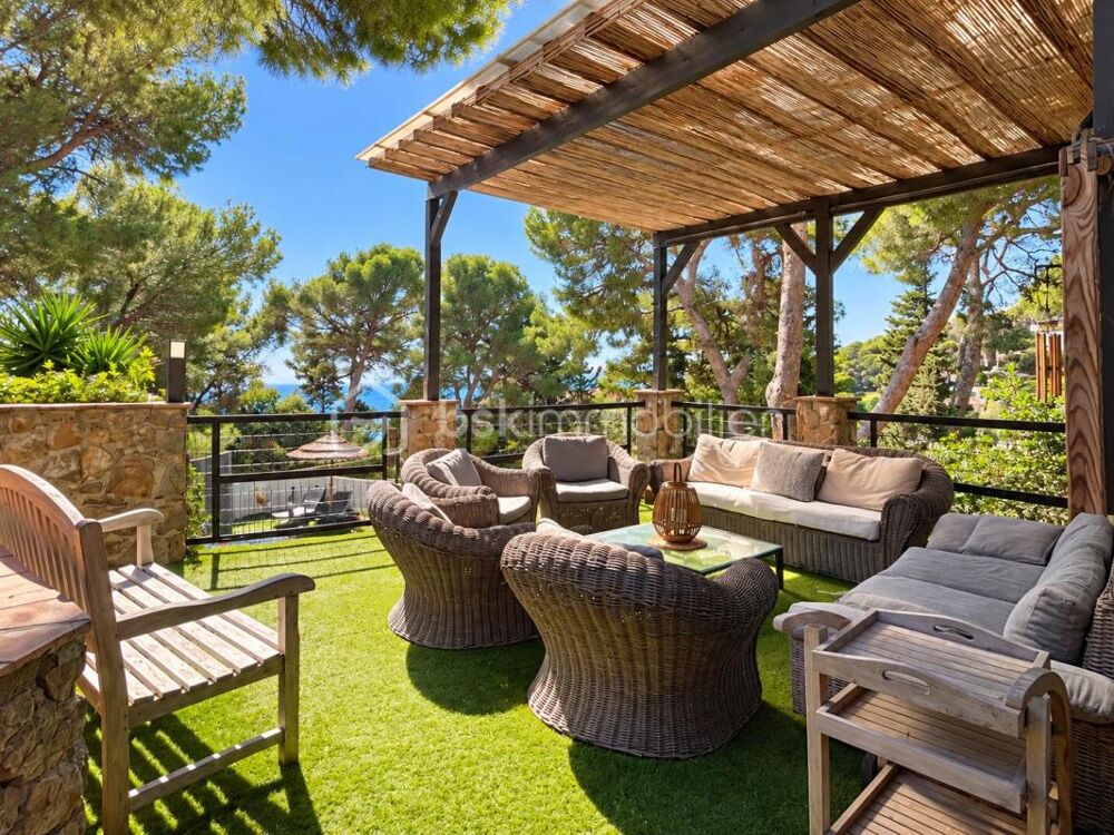 Vente Villa MONT SAINT-CLAIR – UNE MAISON, UNE VUE, UNE ADRESSE Sete