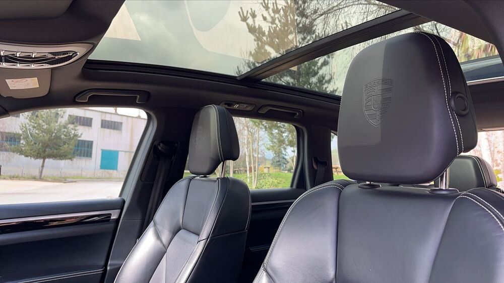 Cayenne S II 3.0 416 e-Hybrid 4x4 Tiptonic 8 Platinium - Automatique 2016 occasion 42000 Saint Etienne