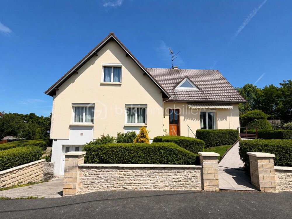MAISON FAMILIALE - 6 CHAMBRES - TROARN