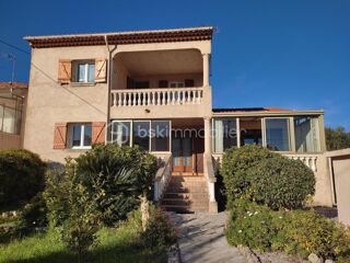  Villa  vendre 7 pices 142 m