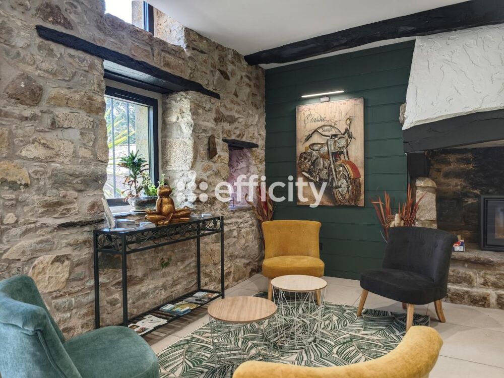 à vendre  Propriété/château Plomodiern (29550)